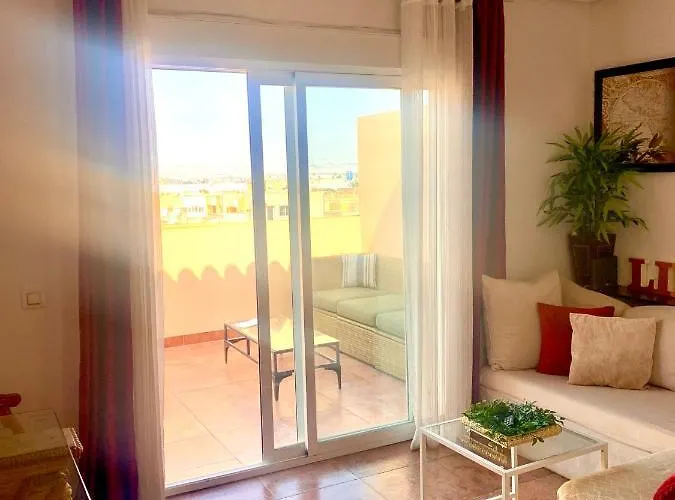 Atico Deluxe Entre Centro Y Playa Salinas Con Terraza, Wifi, Piscina Climatizada, Gym, Sauna Y Garaje -Smart Tv