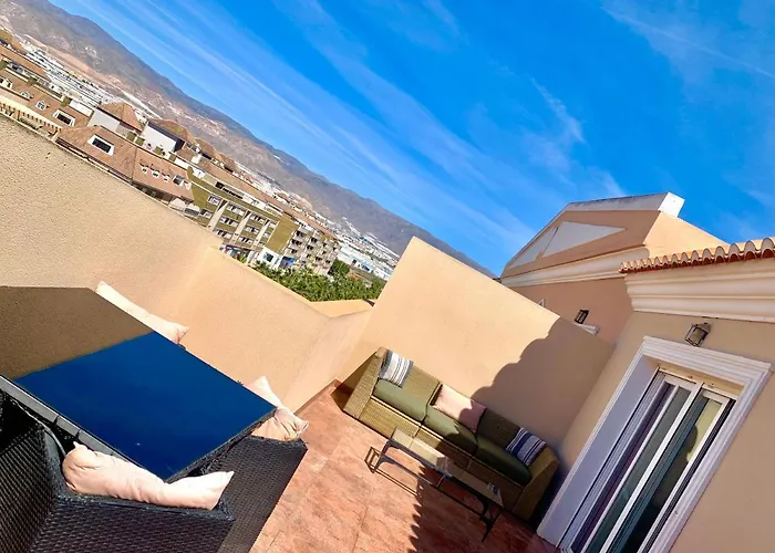 Atico Deluxe Entre Centro Y Playa Salinas Con Terraza, Wifi, Piscina Climatizada, Gym, Sauna Y Garaje -Smart Tv