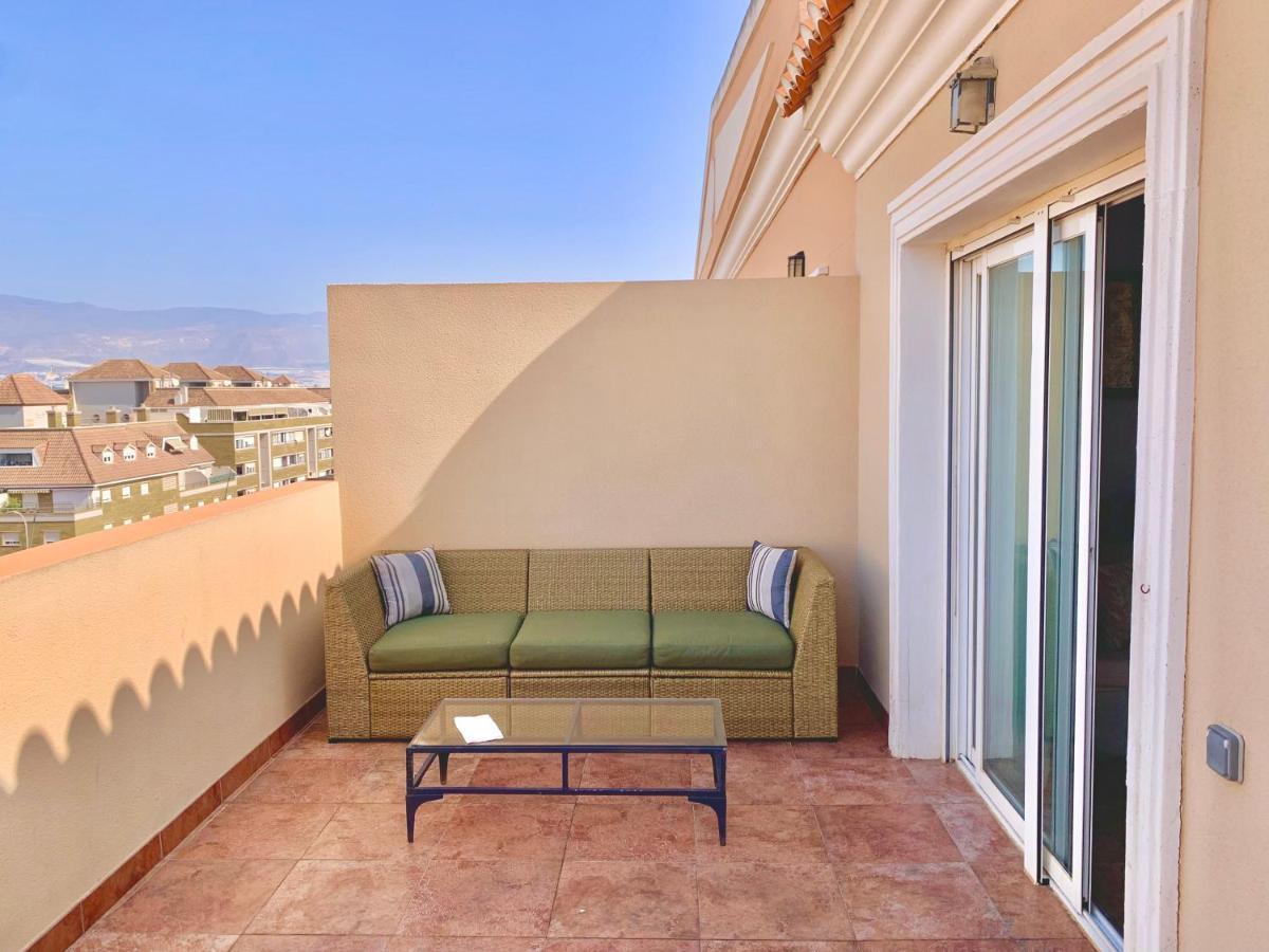Atico Deluxe Entre Centro Y Playa Salinas Con Terraza, Wifi, Piscina Climatizada, Gym, Sauna Y Garaje -smart Tv Apartment *